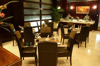 Hotel Grand Seasons