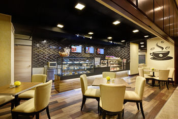 Hotel Grand Seasons