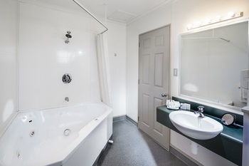 Fairley Motor Lodge