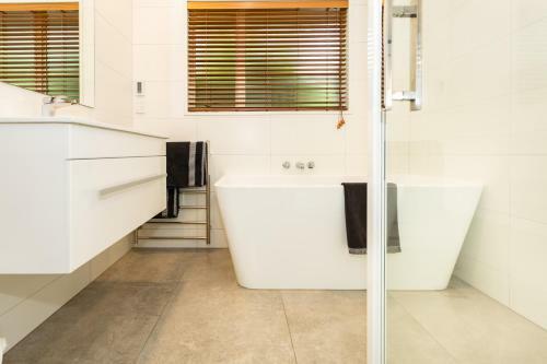 Motel Christchurch Top 10 Holiday Park