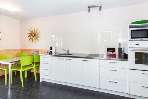 Motel Christchurch Top 10 Holiday Park
