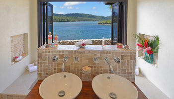 Villa Wavi Island Resort