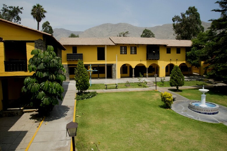 Hotel Decameron El Pueblo