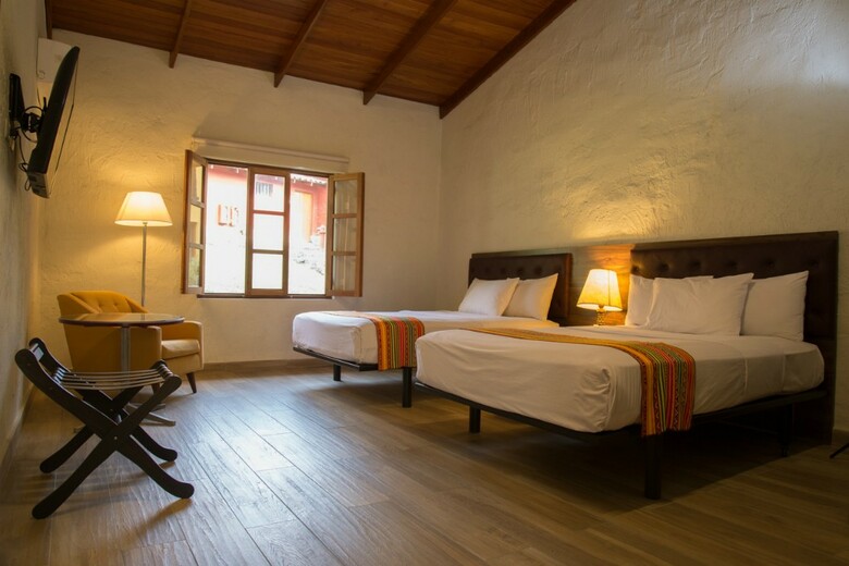 Hotel Decameron El Pueblo