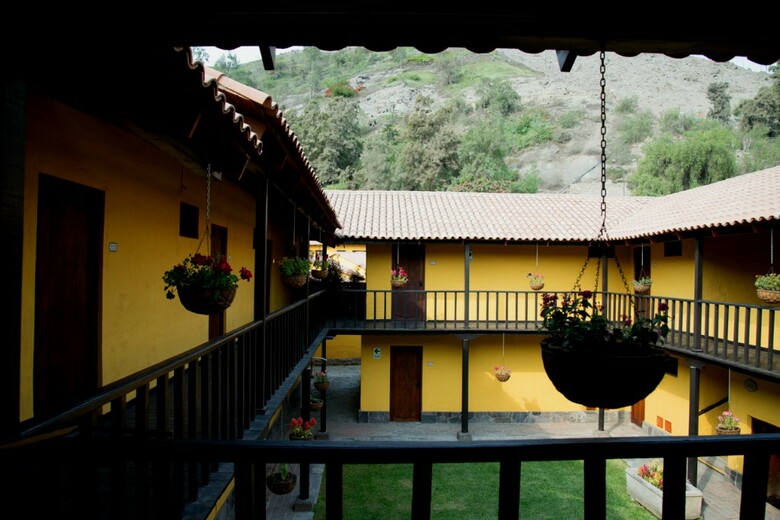 Hotel Decameron El Pueblo