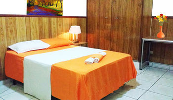 Hotel & Restaurante Good Luck
