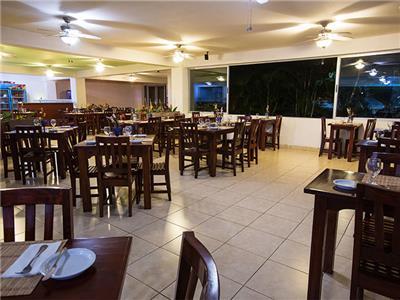 Hotel Arenas Punta Leona