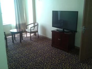 The Mirror Hotel
