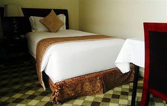 The Manor Hotel