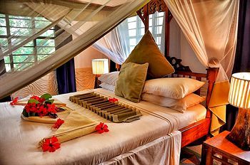 Posada Pongwe Beach Hotel