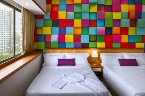 Hotel Furama Riverfront