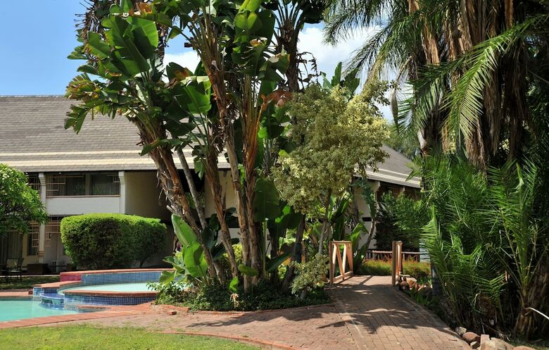 Hotel Cresta Thapama