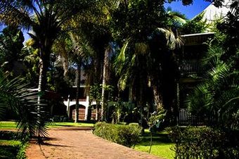 Bronte Hotel