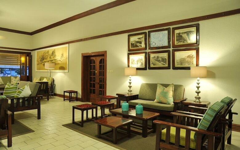 Hotel Cresta Sprayview