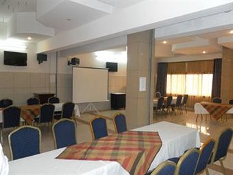 Tou'ngou Hotel