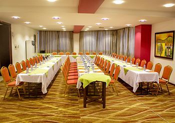 Maxlot Hotel