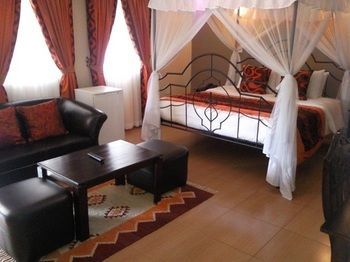 Hotel Margarita House