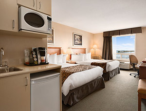 Hotel Ramada Clairmont/grande Prairie