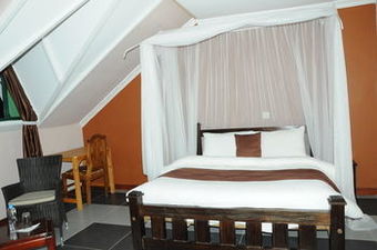 Hotel Bush House And Camp
