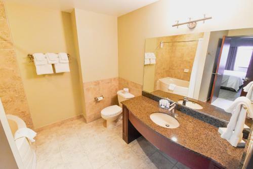 Hotel Canad Inns Destination Centre Garden City