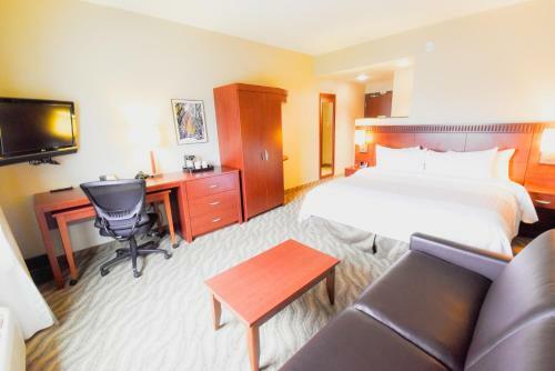 Hotel Canad Inns Destination Centre Garden City