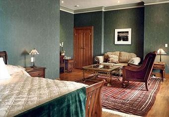 The Fort Garry Hotel