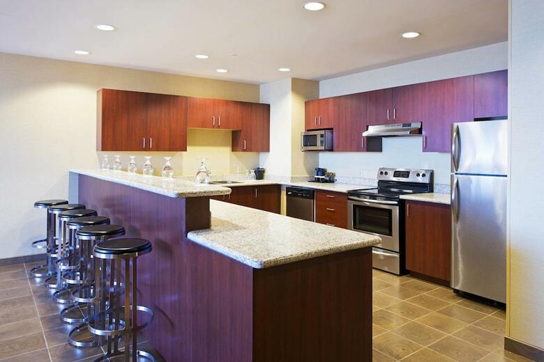 Hotel Courtyard By Marriott Ottawa East