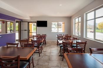 Motel Super 8 Salmon Arm