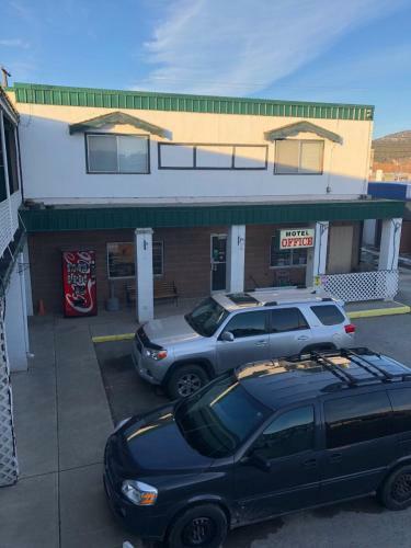 Motel Kootenay Country Inn