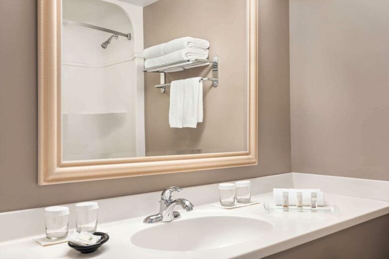 Executive Royal Hotel Regina