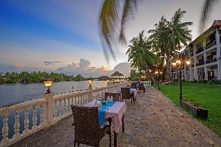 Hotel River Beach Resort
