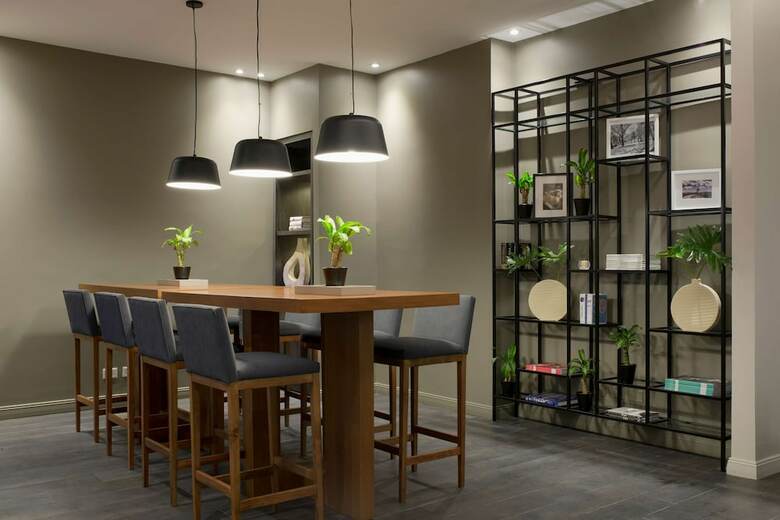 Hotel NH Buenos Aires Crill�n