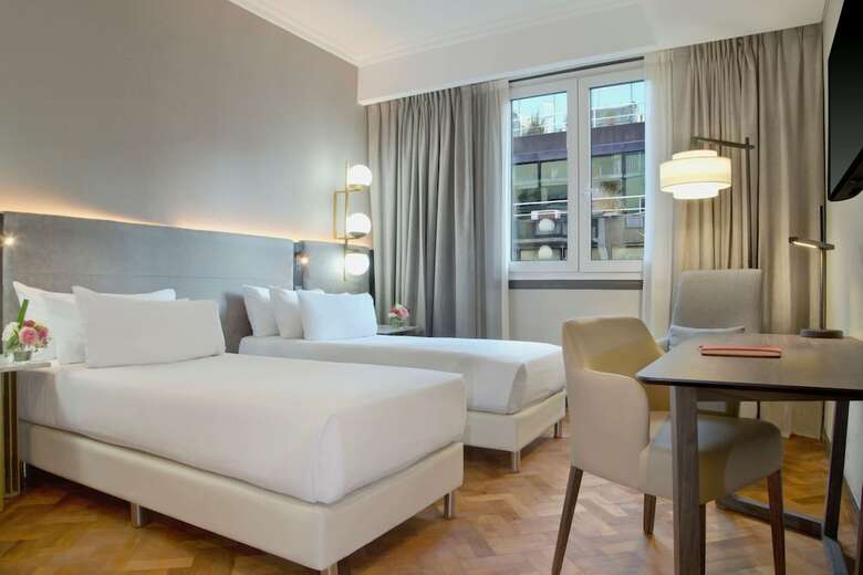 Hotel NH Buenos Aires Crill�n