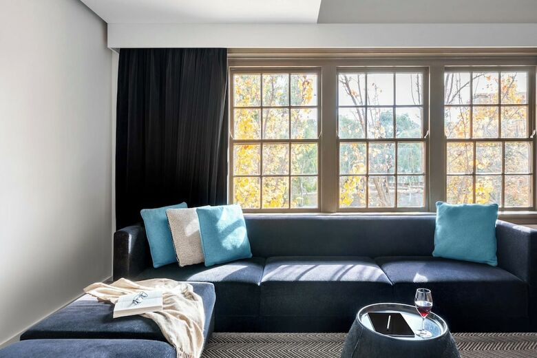 Diamant Boutique Hotel Canberra