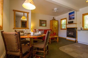 Aparthotel Red Wolf Lakeside Lodge