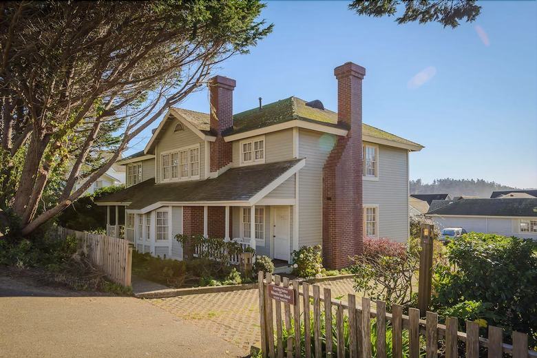 The Mendocino Hotel And Garden Suites