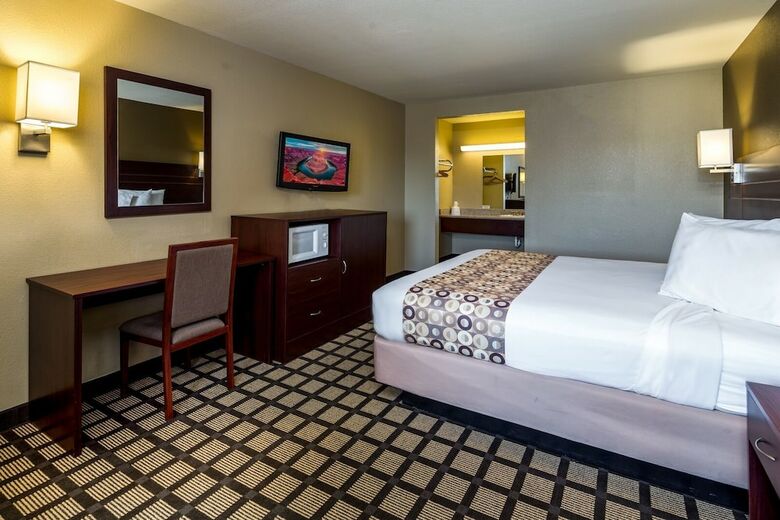 Motel Travelers Inn