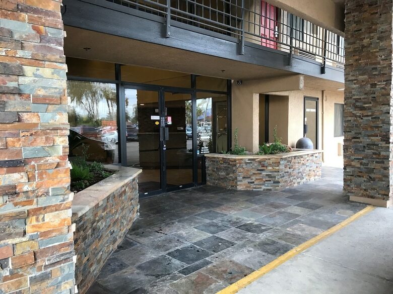 Motel Travelers Inn