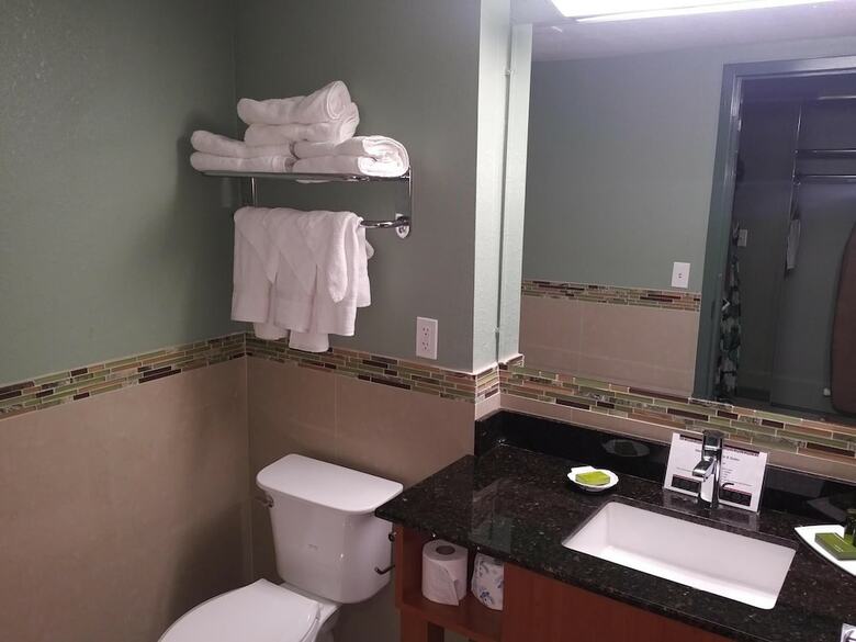 Marble Waters Hotel & Suites
