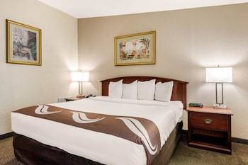 Hotel Quality Inn & Suites
