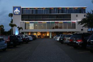 Magnuson Grand Conference Hotel