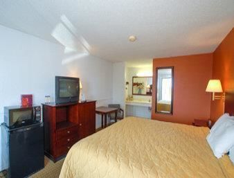 Super 8 Motel - Defuniak Springs