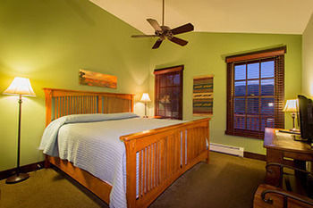 Posada Marys Lake Lodge