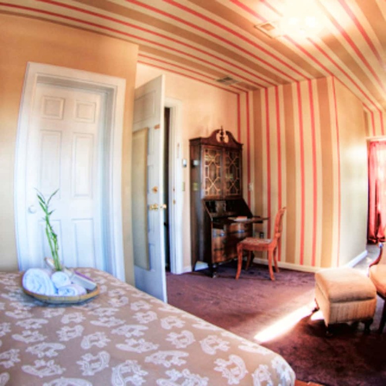Queen Anne Bed And Breakfast