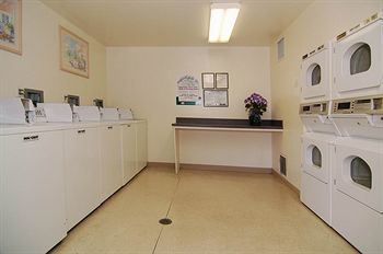 Hotel Suburban Extended Stay