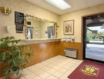 Super 8 Motel - Algona