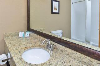 Hotel Comfort Suites Springfield