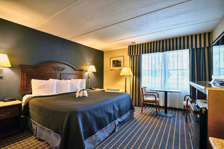 Hotel Howard Johnson Inn - Bangor
