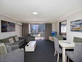 Australis Sovereign Hotel