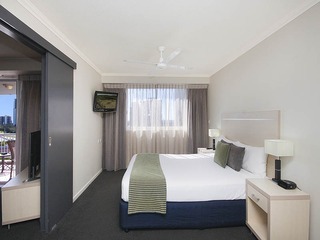 Australis Sovereign Hotel